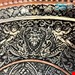 سینی برنجی قلم زنی بیضی شکل طرح ساز و آواز استاد نعمتی 006